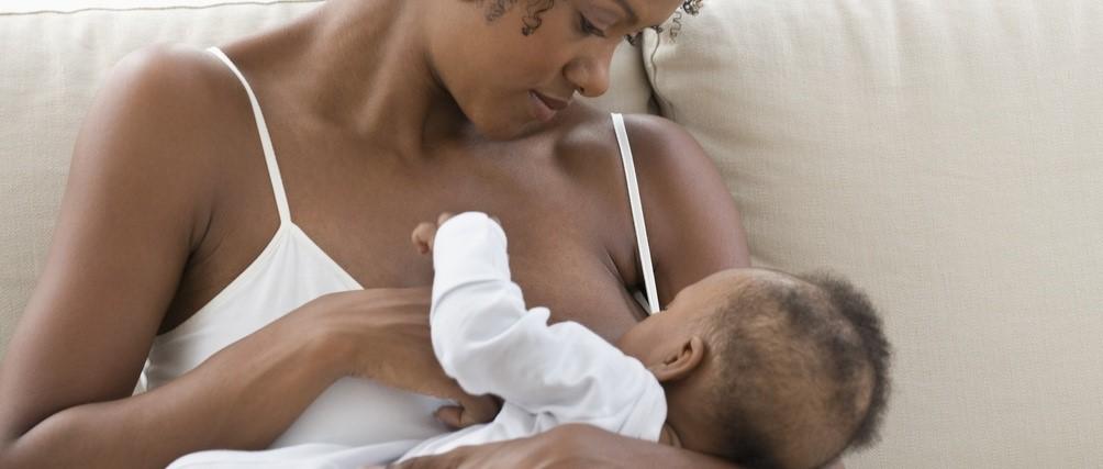 Breastfeeding - What is colostrum aka ‘liquid gold’?