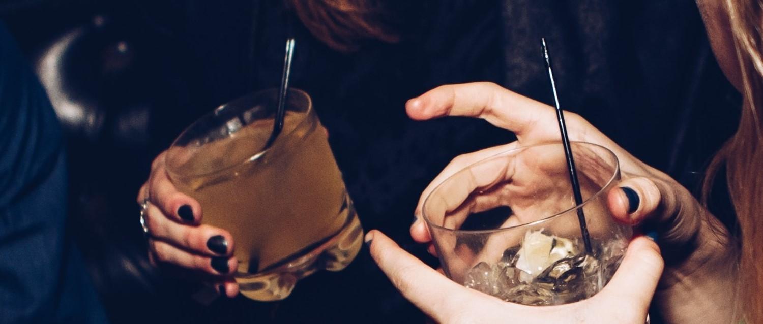 Wie man an den Festtagen vernünftig trinkt