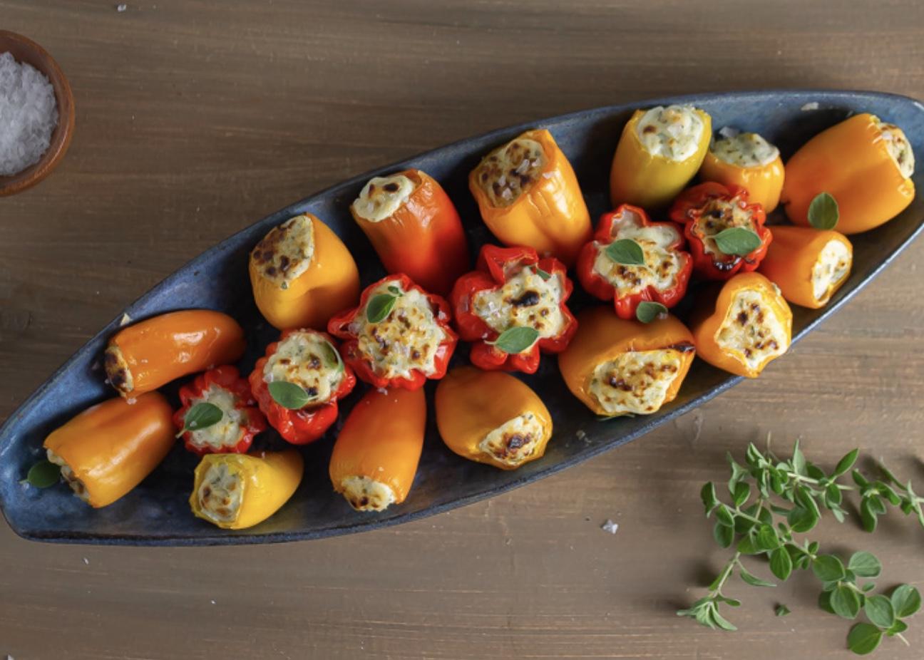 Gefüllte Paprikaschoten mit Zitronen-Oregano-Ricotta