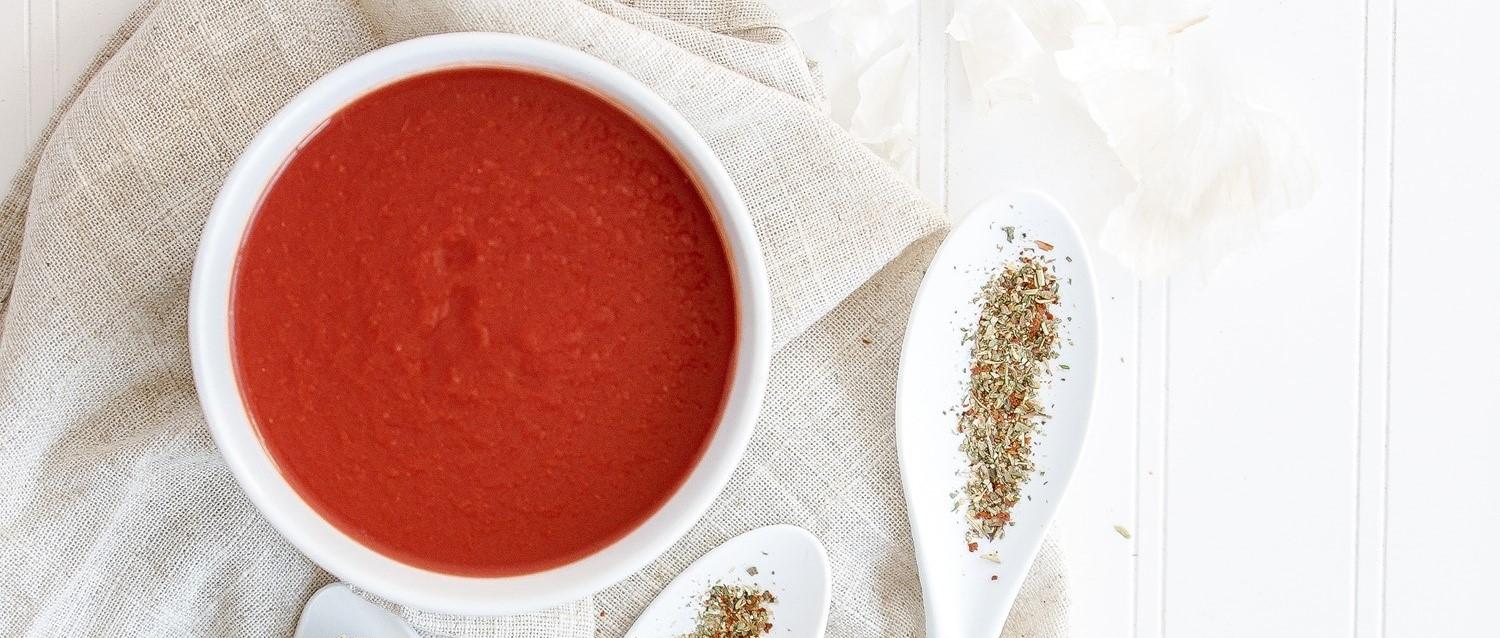 Tomaten- und Linsensuppe