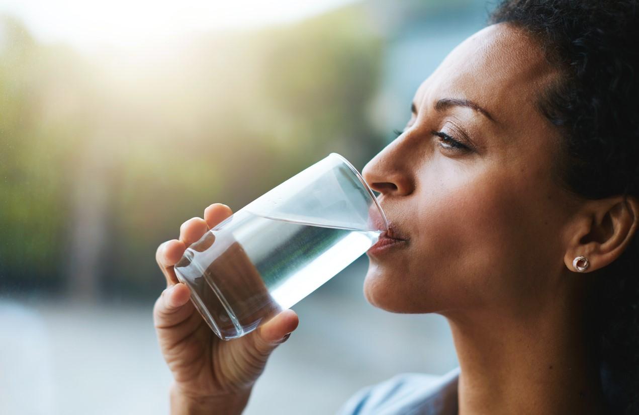 Anzeichen dafür, dass Sie nicht genug Wasser trinken